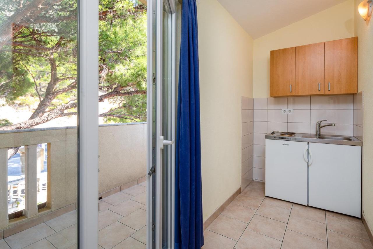Apartments & Restaurant Galeb Marusici  Bagian luar foto